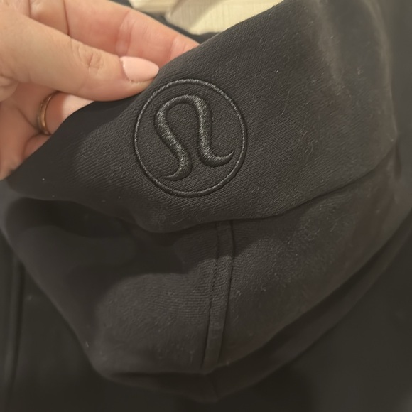 Lululemon scuba oversized hoodie, small/medium - Picture 7 of 7